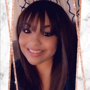 Meet your Posher, Sabrina